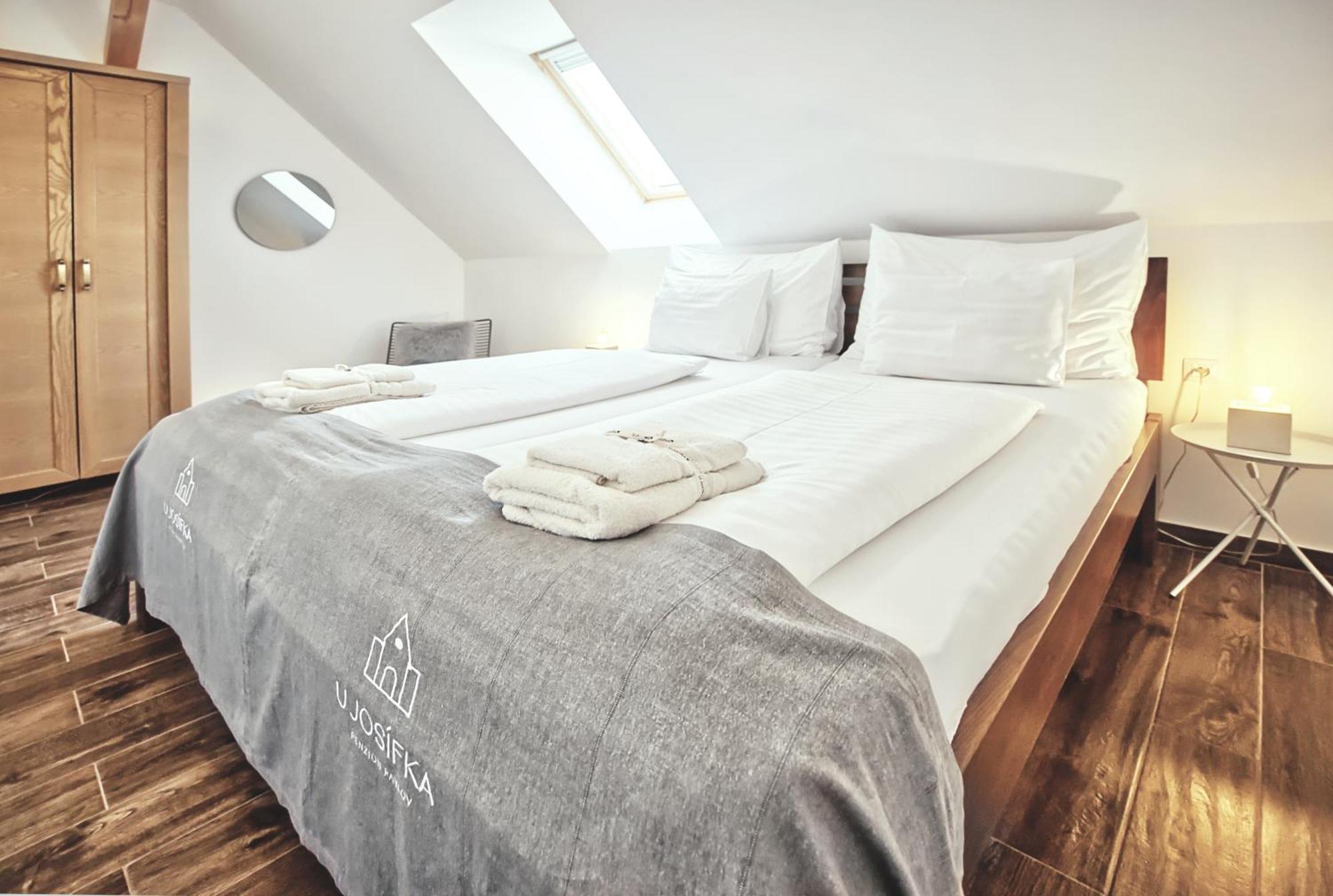 U Josifka Hotel Pavlov Eksteriør billede